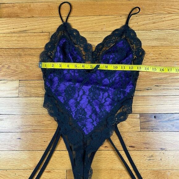 Vintage 80’s Purple & Black Lace teddy Size Small - Picture 4 of 7